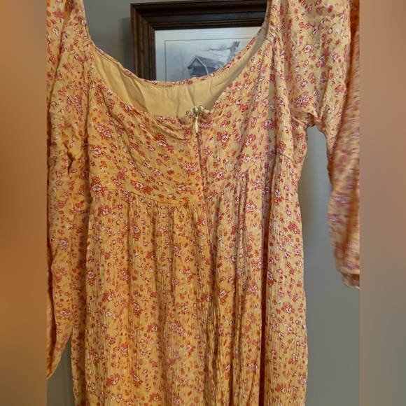 Midi dress - Picture 4 of 4